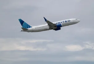 United Airlines Flight UA941 Returns to Heathrow After Declaring Mid-Air Emergency